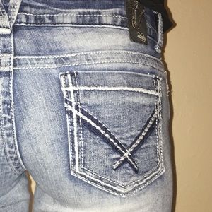 Vanity Lightwash Flared Jeans